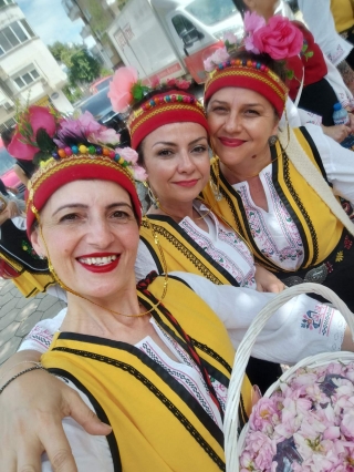 Шествие на Празника на Розата