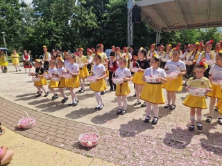 Открита сцена в Розариума 07.06.2026 г.